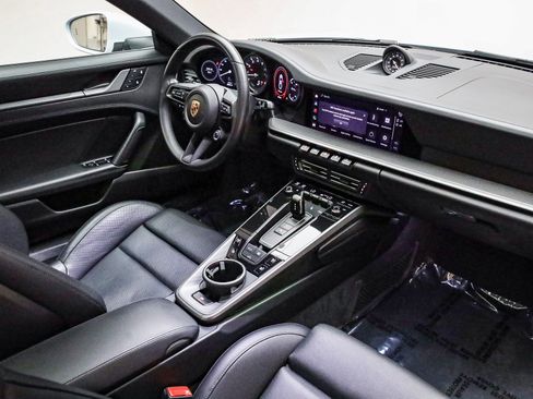 Used 2024 Porsche 911 Carrera S image 18
