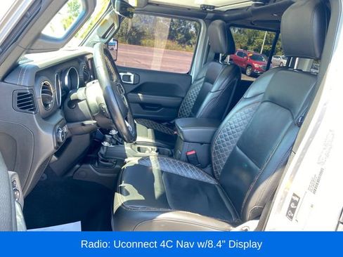Used 2021 Jeep Wrangler Unlimited Sahara AWD/4WD image 16