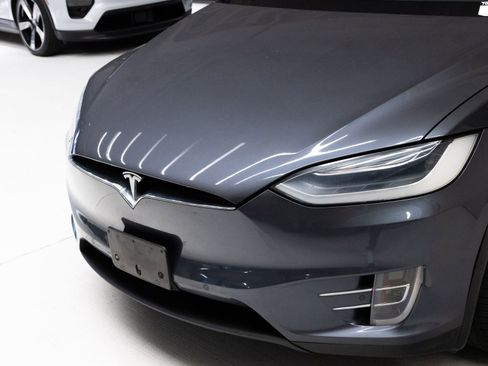 Used 2016 Tesla Model X 70D AWD/4WD image 27