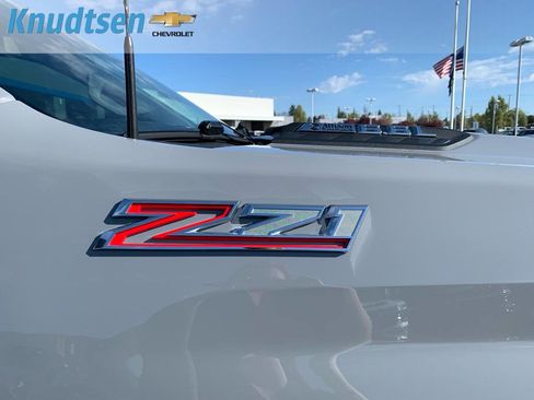 Used 2025 Chevrolet Silverado 2500 Custom w/ Custom Convenience Package AWD/4WD image 10