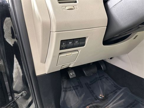 Used 2009 MAZDA CX-9 Grand Touring w/ Moonroof & Bose Audio Pkg image 25