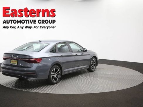 Used 2025 Volkswagen Jetta Sport FWD image 40
