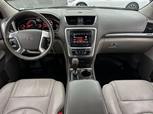 Used 2017 GMC Acadia Limited SLT image 13