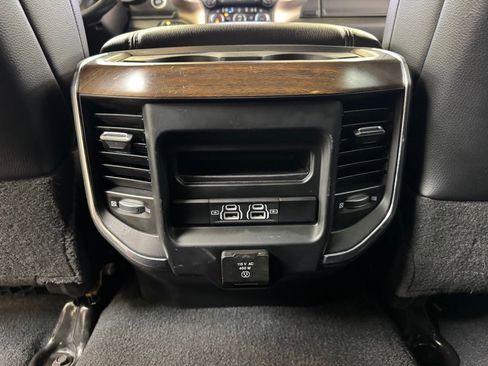 Used 2022 RAM 2500 Laramie AWD/4WD image 18
