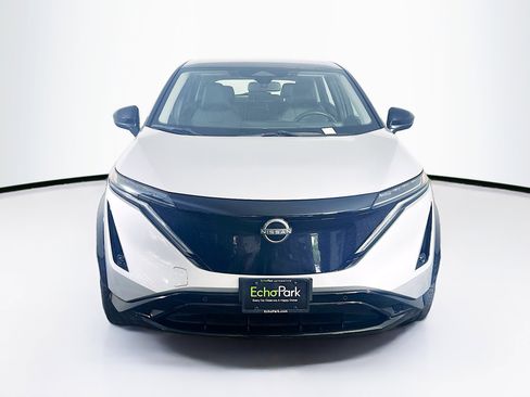 Used 2023 Nissan Ariya FWD image 2