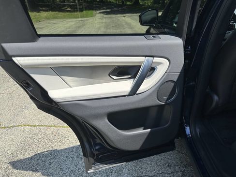 Used 2023 Land Rover Discovery Sport S R-Dynamic image 19