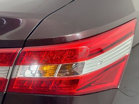 Used 2015 Toyota Avalon XLE Touring image 34