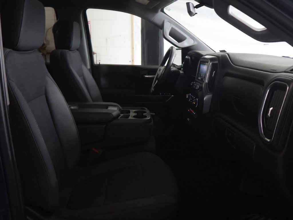 Used 2020 Chevrolet Silverado 1500 RST w/ Z71 Off-Road Package AWD/4WD image 9