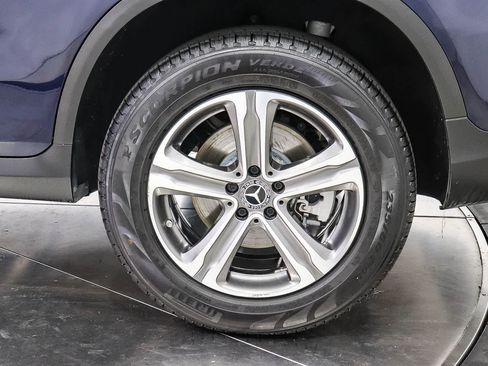 Used 2019 Mercedes-Benz GLC 300 image 10