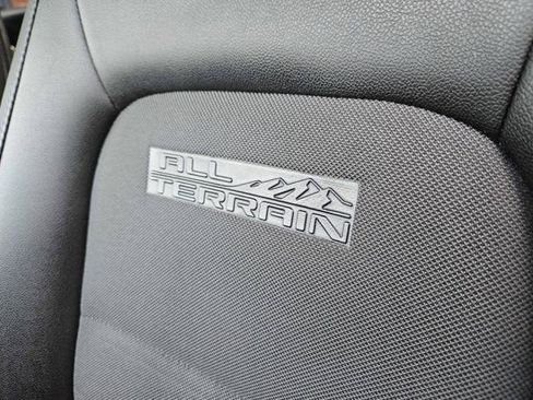 Used 2016 GMC Canyon SLE w/ All Terrain Package AWD/4WD image 24
