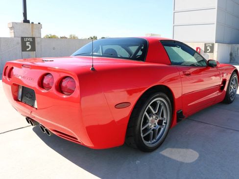 Used 2001 Chevrolet Corvette Z06 w/ Memory Pkg image 26