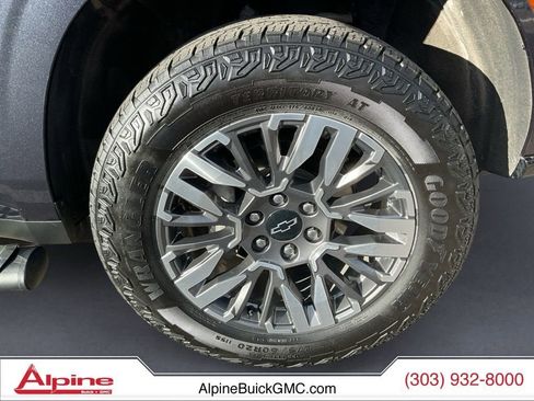 Used 2025 Chevrolet Tahoe Z71 image 14