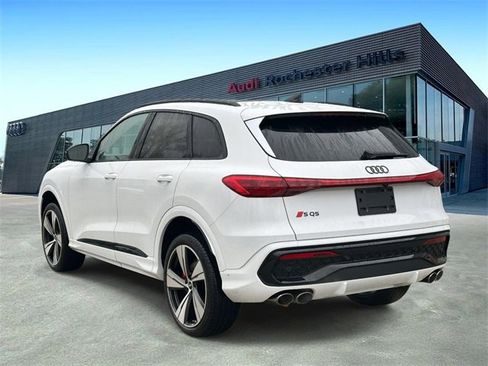 New 2025 Audi SQ5 Premium Plus image 3