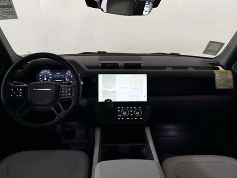 New 2026 Land Rover Defender 110 X-Dynamic SE AWD/4WD image 23
