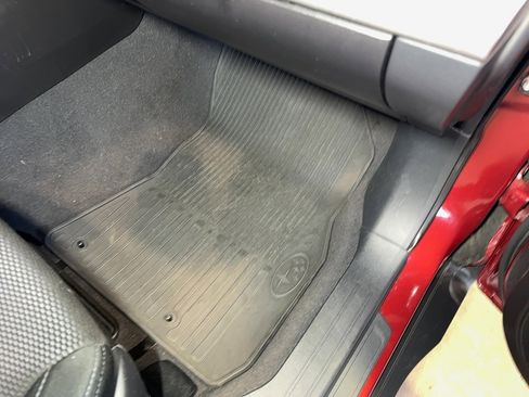 Used 2017 Subaru Outback 2.5i Premium image 91