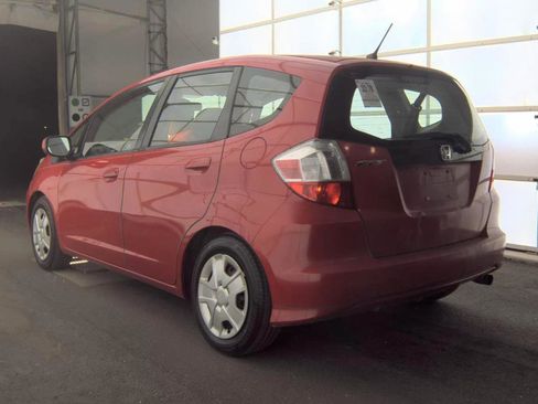 Used 2013 Honda Fit 4DR HATCHBACK image 2