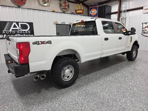 Used 2022 Ford F250 XL w/ Power Equipment Group AWD/4WD image 5