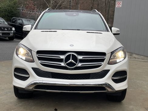 Used 2017 Mercedes-Benz GLE 350 4MATIC image 3