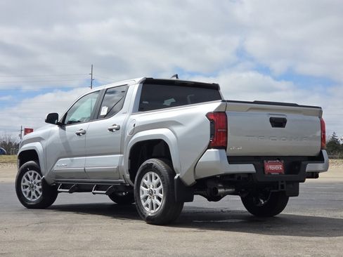 New 2026 Toyota Tacoma SR5 AWD/4WD image 20