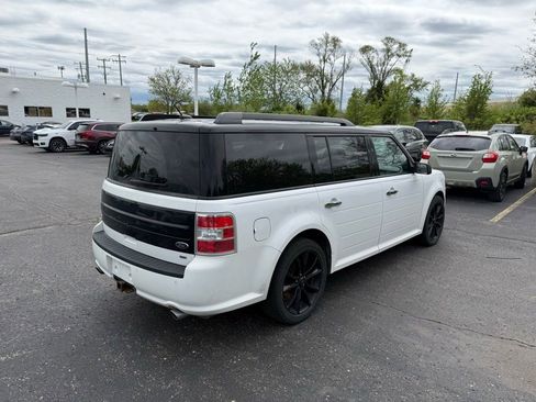 Used 2018 Ford Flex SEL w/ Equipment Group 202A AWD/4WD image 3