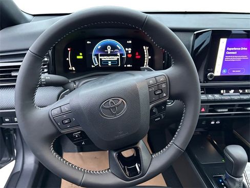 New 2026 Toyota Camry SE image 15