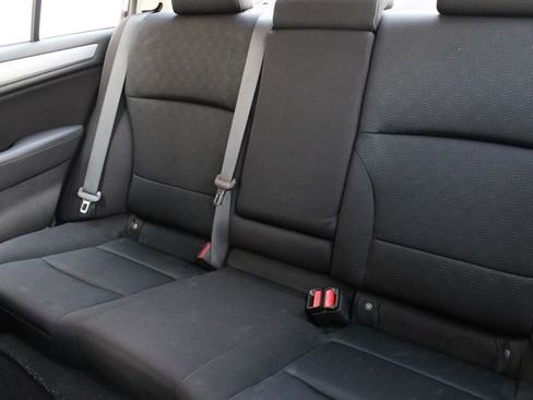 Used 2016 Subaru Legacy 2.5i Premium image 20