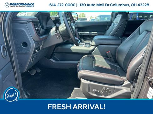 Used 2024 Ford Expedition Limited AWD/4WD image 12