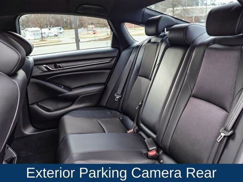 Used 2022 Honda Accord Sport image 12