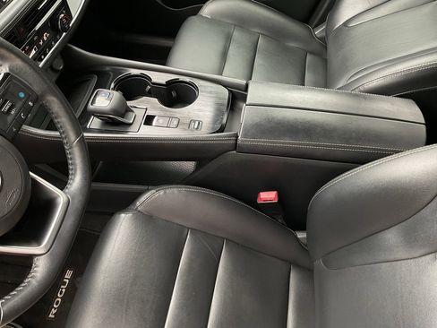 Used 2022 Nissan Rogue SL w/ SL Premium Package image 37