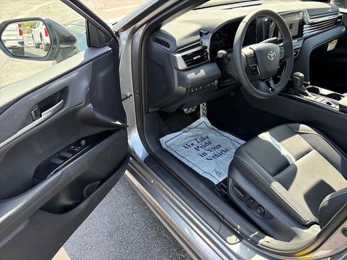 Used 2026 Toyota Camry SE FWD image 20