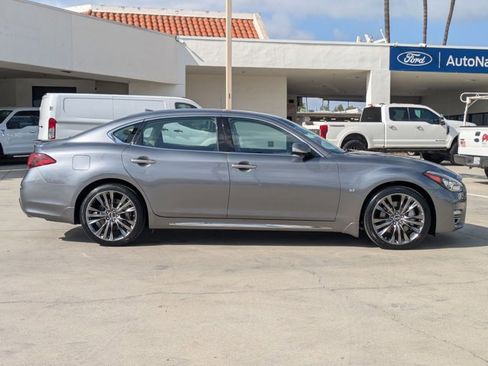 Used 2018 INFINITI Q70 L 3.7 image 4