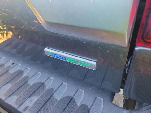 Used 2018 Ford F150 Platinum w/ Equipment Group 701A Luxury image 22