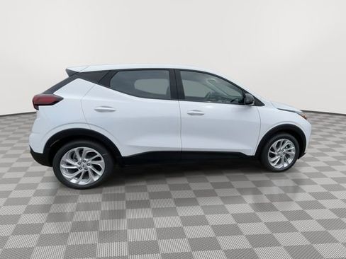 New 2027 Chevrolet Bolt LT w/ Comfort Package FWD image 9