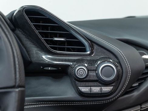 Used 2016 Ferrari 488 Spider RWD image 17