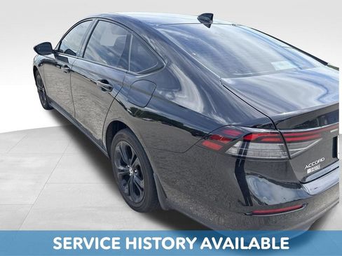 Used 2025 Honda Accord SE image 6