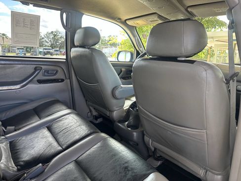 Used 2002 Toyota Sequoia SR5 image 14