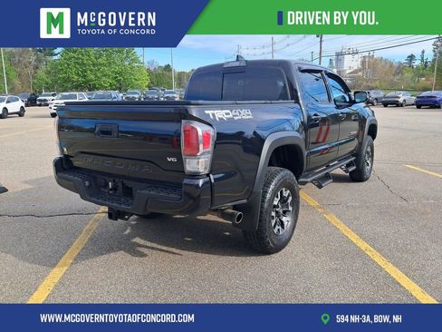 Used 2020 Toyota Tacoma TRD Off-Road w/ TRD Premium Off Road Package AWD/4WD image 6