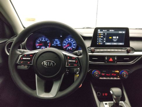 Used 2019 Kia Forte LXS FWD image 22