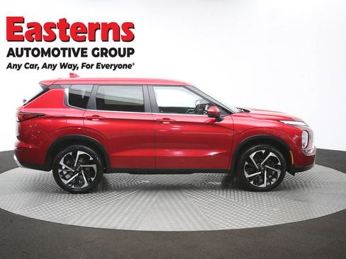 Used 2024 Mitsubishi Outlander SE AWD/4WD image 44