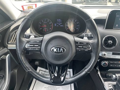 Used 2018 Kia Stinger RWD image 18