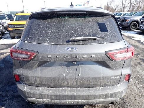 Certified 2025 Ford Escape ST-Line Select image 4