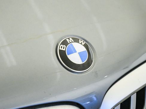 Used 2026 BMW X5 sDrive40i w/ M Sport Package RWD image 8