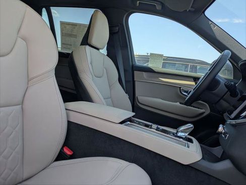 New 2026 Volvo XC90 T8 Plus w/ Protection Package AWD/4WD image 14