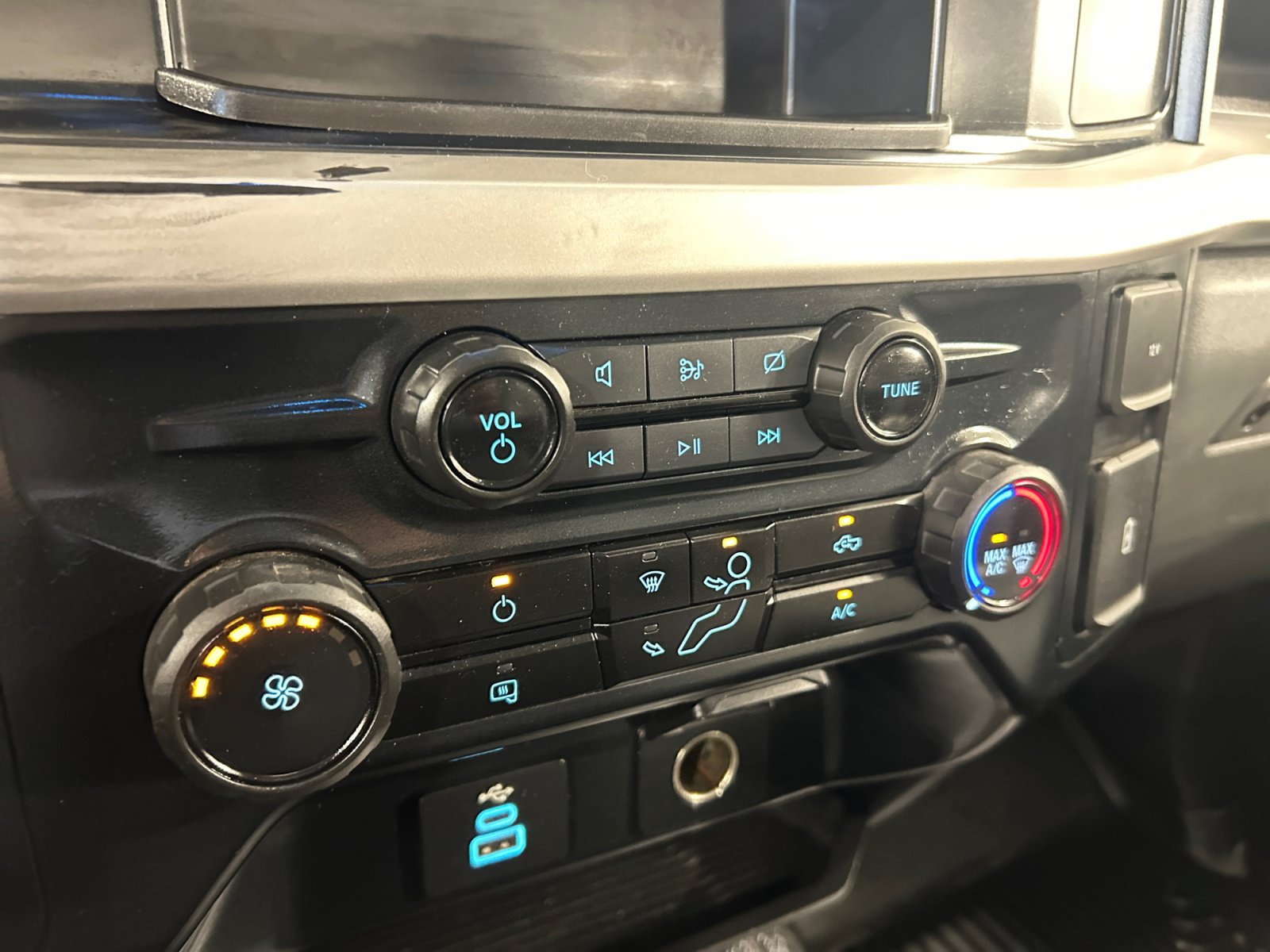 Used 2024 Ford F450 XL AWD/4WD image 21
