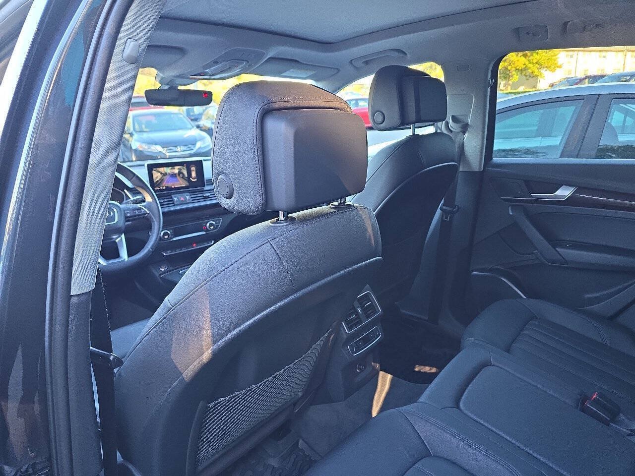 Used 2018 Audi Q5 2.0T Premium Plus w/ Premium Plus Package AWD/4WD image 18
