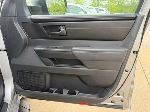 Certified 2025 Toyota Tundra SR AWD/4WD image 33