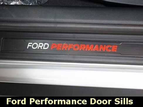 Used 2022 Ford Mustang Shelby GT500 w/ Carbon Fiber Track Pack image 35