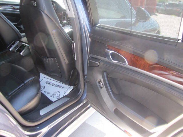 Used 2010 Porsche Panamera 4S AWD/4WD image 15