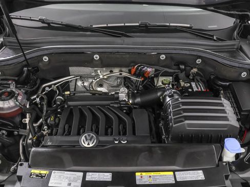 Certified 2022 Volkswagen Atlas SE w/ Panoramic Sunroof Package image 52