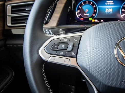 New 2026 Volkswagen Atlas SE image 33